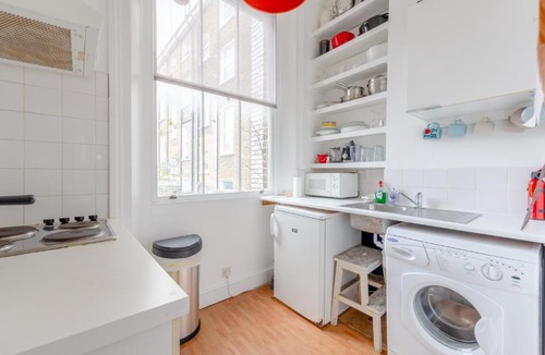 Bayswater Apartment | Central Spacious Studio Near Kensington Gardens