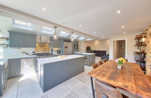 Wimbledon House | Central Wimbledon house sleeps 8 - secluded garden