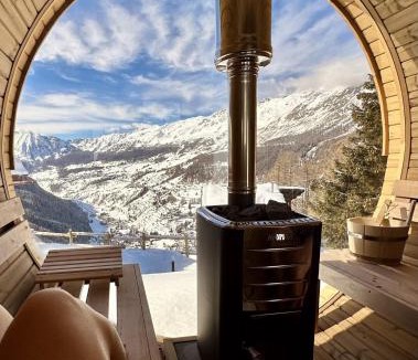 Quartiere XXIV Don Bosco Ski Chalet | Chalet Paradise Sauna and Panoramic Views of Monte Rosa and the Matterhorn
