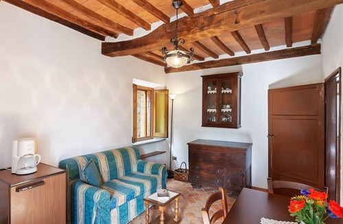 San Valentino House | Charmante Home with Garden