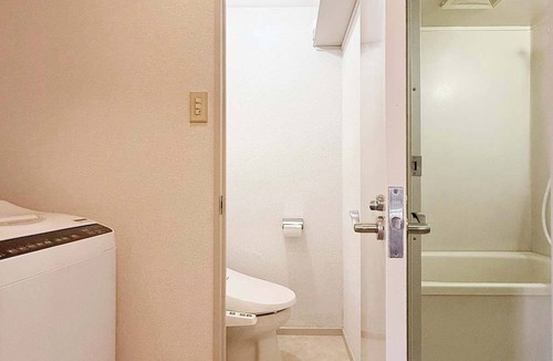 Hiroshima City Centre Apartment | Charming 1BR Retreat – Central Yet Peaceful