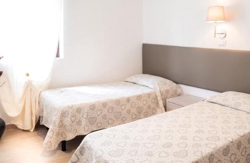 Chiesiola Apartment | Charming apartment in Vieste with shared pool - 35 m²