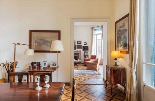 Vittorio Emanuele Apartment | Charming apartment located in the residential Via Del Parco Margherita