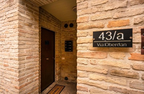 Corridonia Apartment | Charming Apartment Maison all'arco