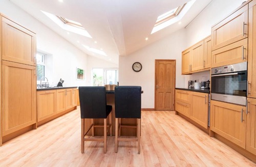 St. Mark's House | Charming Cottage 15 minutes to central London - Pass the Keys