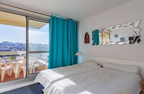 Biarritz Apartment | Charming downtown studio with pool near Grande Plage