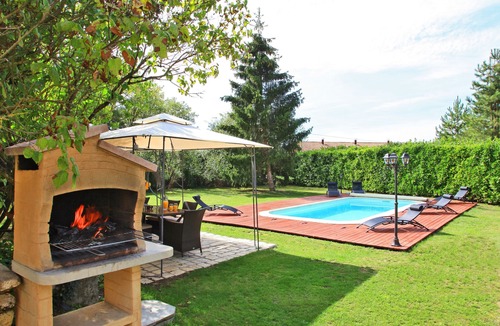 Marcillac-Saint-Quentin House | Charming house in Perigord Noir with pool, Spa (Jacuzzi, massage room)