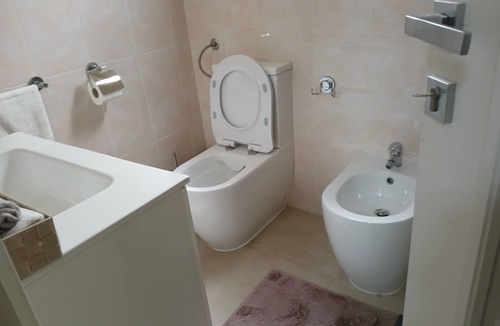 San Demetrio Corone House | Charming Guest Room in San Demetrio Corone with City Views