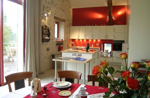 Cerilly Cottage | Charming quiet cottage with garden and included wifi