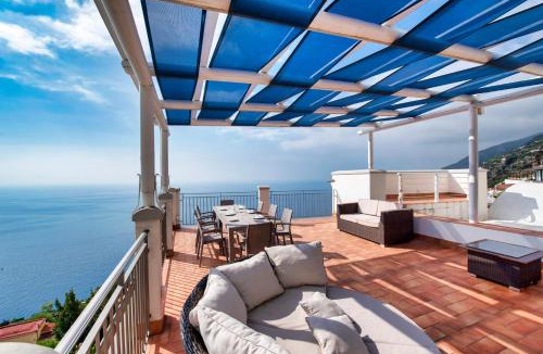 Conca dei Marini Villa | Charming Villa 1B - 2B, 200 stairs from the road by Wonder Tour