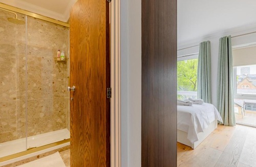 Weavers Apartment | Chic 2BD Hideaway in the Heart of Shoreditch