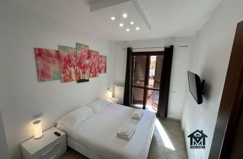 Zona XXX Castel Fusano Apartment | Ciclamino Appartamento Roma