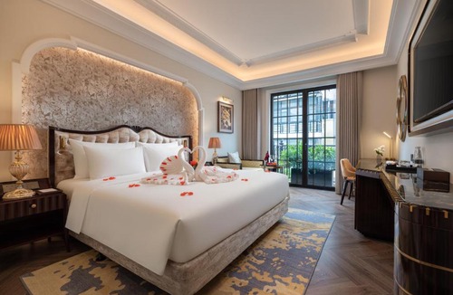 Hang Buom Hotel | Classyc Hotel Hang Buom