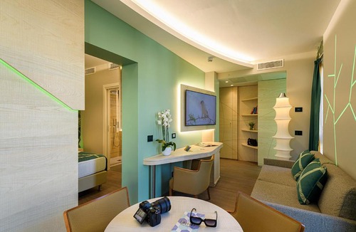 Bardolino Hotel | Color Hotel Style, Design & Gourmet