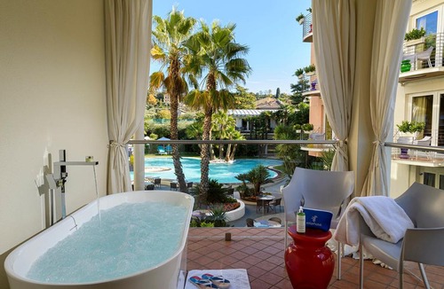 Bardolino Hotel | Color Hotel Style, Design & Gourmet