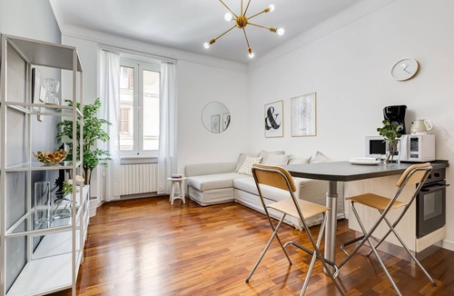 Testaccio Apartment | Comfortable apartment, overlooking Piazza Testaccio