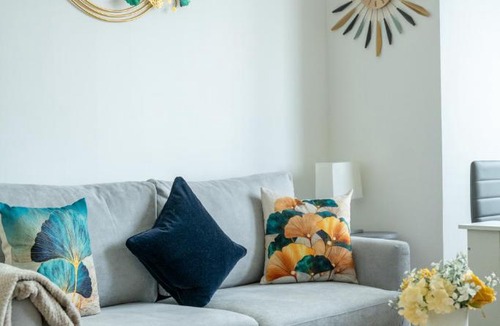 Northcote Apartment | Comfy 2-Bed Flat Next to Clapham Junction