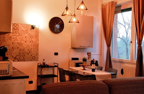 Borgo Venezia Apartment | Convenient location, house complete with kitchen and two double bedrooms
