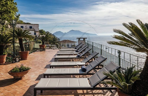 Massa Lubrense Apartment | COSTAL APARTMENT - 2 BEDROOMS - 1 BATHROOM - 4 GUESTS - SEA VIEW - FREE WIFI