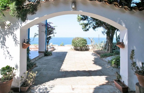 Santa Domenica Apartment | Cosy apartment for 5 people with WIFI, patio and pets allowed