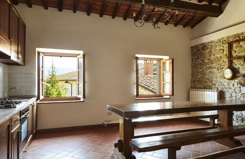 Capolona Apartment | Cosy apartment for 6 guests with pool, WIFI, TV and pets allowed, close to Arezzo