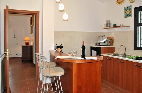 Itri Apartment | Cosy apartment for 6 guests with WIFI, pool, TV, patio and pets allowed