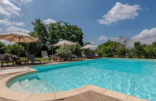 Sasso dʼOmbrone Villa | Cosy apartment in villa for 5 people with pool, WIFI, A/C, TV, patio and pets allowed