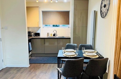 Somers Town Apartment | Cosy one bedroom in Euston