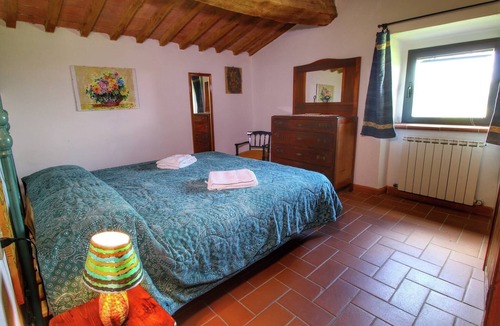 Castiglione d'Orcia House | Cottage in Tuscany with patio