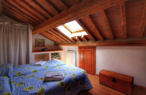 Castiglione d'Orcia House | Cottage in Tuscany with patio
