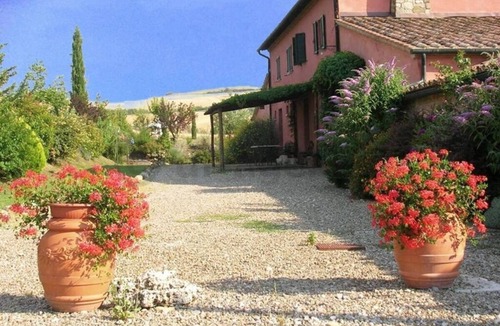 Gallina House | Country house with pool for up to 17 people