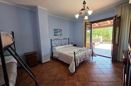 Alani Bed & Breakfast | Country House Il Melograno