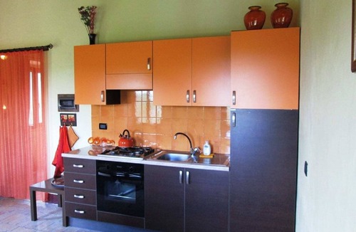 Monterosso Apartment | Countryside cottage in Pergola