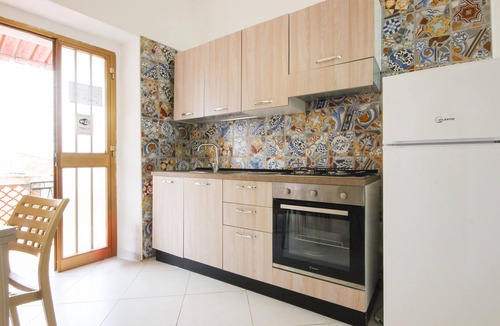 Casal Velino Apartment | Cozy apartment in Casal Velino with WiFi