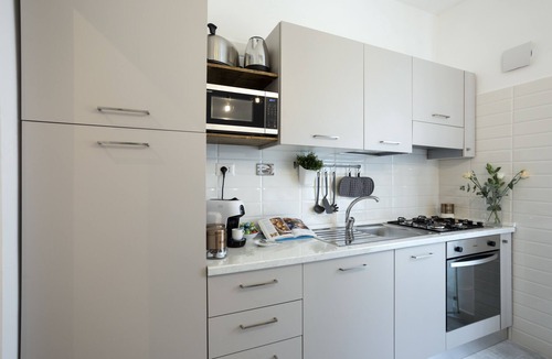 San Giovanni Apartment | COZY APARTMENT SAN GIOVANNI-APPIO LATINO