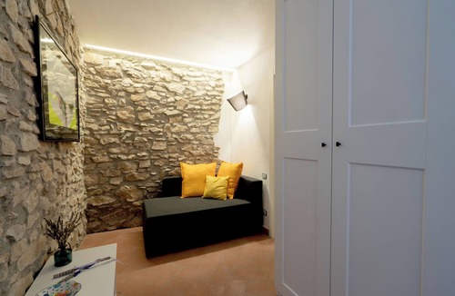 Casola di Napoli Bed & Breakfast | Cozy Country Farmhouse Surrounded by Nature · Near Pompeii