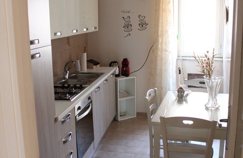 Naples House | Cozy Holiday Home a stone's throw from Naples International Airport