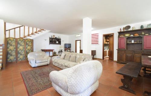 Monterosi House | Cozy Home In Monterosi With Swimming Pool