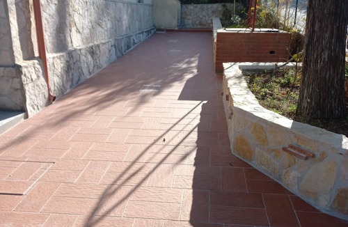 Vico del Gargano Apartment | Cozy House in Villa sleeps 9 2 bathrooms large veranda 3 doubles