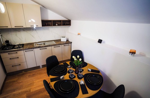 Sovata Villa | Cozy villa with all the perfect touches for a relaxing trip.