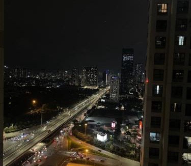 Trung Hoa Nhan Chinh Apartment | D'Capitale Apartment 1BR with Working Room & City View Balcony