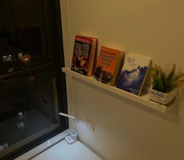 Trung Hoa Nhan Chinh Apartment | D'Capitale Apartment 1BR with Working Room & City View Balcony