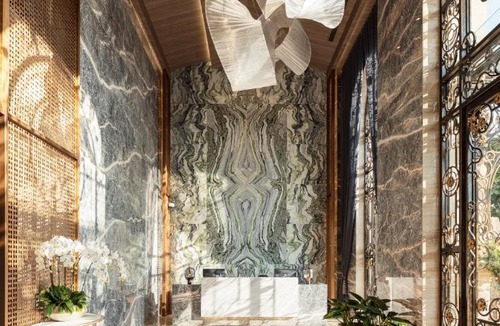 Bai Chay Hotel | D'Lecia Ha Long Hotel