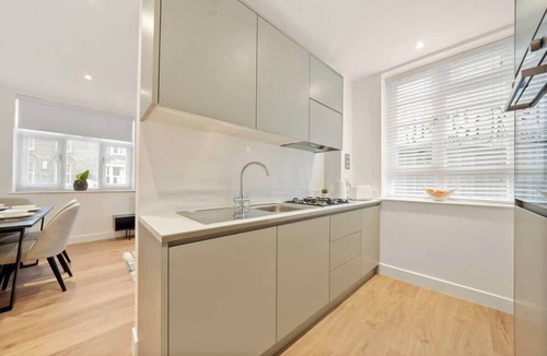 Hackney Apartment | DA2 - Bright & Spacious 2-Bed Apartment in Dalston