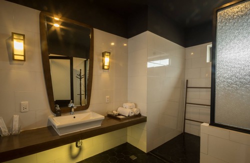 Vinh Trung Hotel | Danang Boutique Hotel