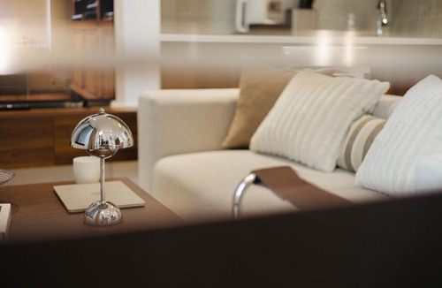 Yen Phu Apartment | Dangi Westlake Modern Apartment Lakeview Lakeside