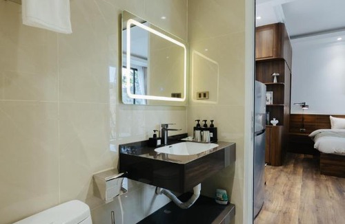 Yen Phu Apartment | Dangi Westlake Modern Apartment Lakeview Lakeside