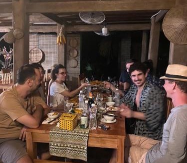 Dai Tu Cabin | Dao's House Hoang Nong