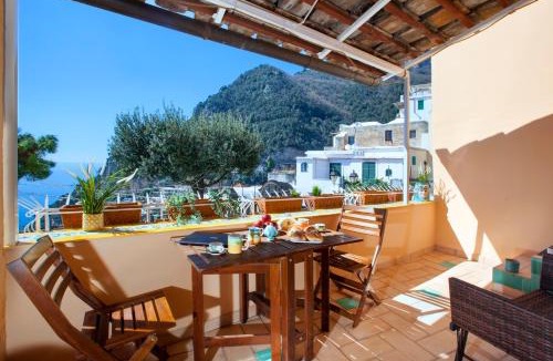 Chiesa Nuova House | De Vivo Realty - Angolo di Paradiso Positano