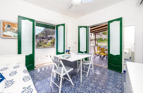 Liparlati House | De Vivo Realty - Positano Dream Home Positano